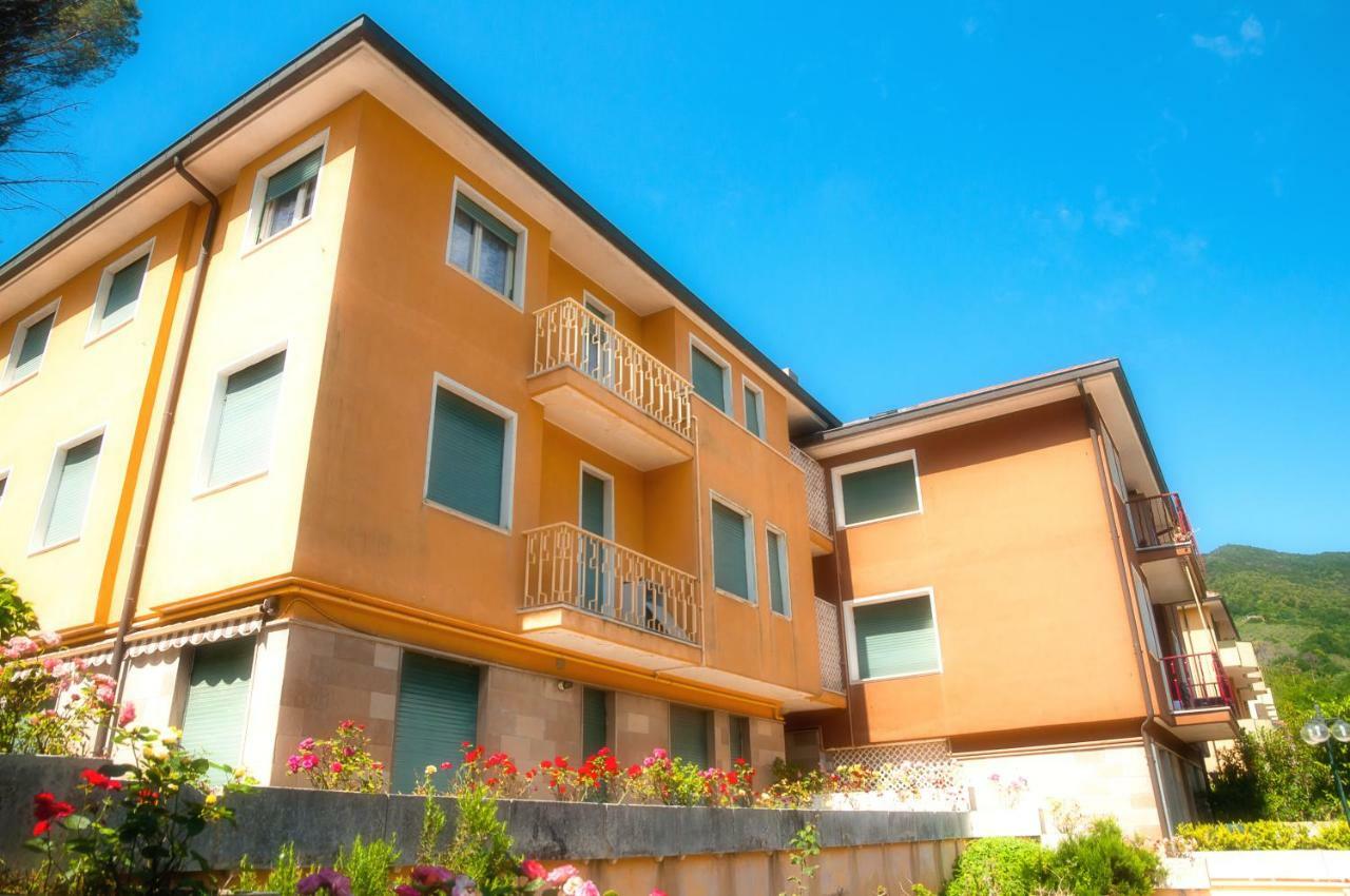 Moneglia Mare E Relax Apartamento Exterior foto